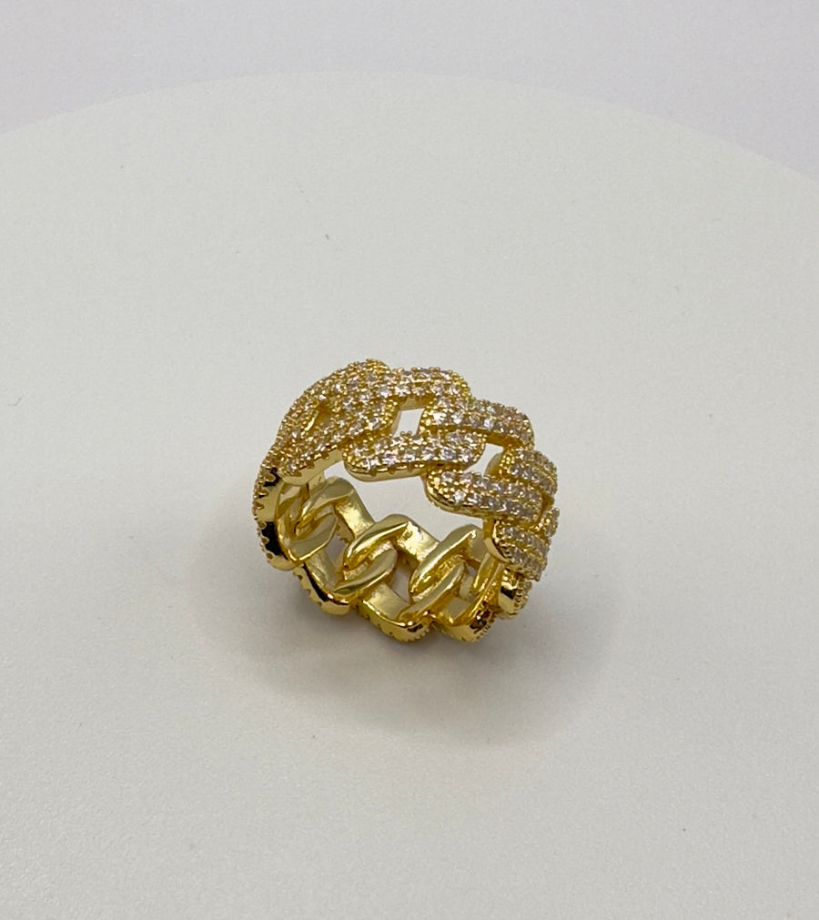 Stunning Pave Mariner Link Ring